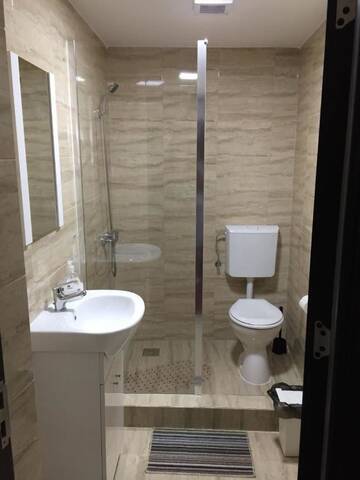 Фото номера Двухместный номер с 1 кроватью Гостевой дом Club Robert Motel г. Hîrşova 2